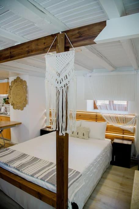 Yard- Family Retreat Apartment Corinth ภายนอก รูปภาพ