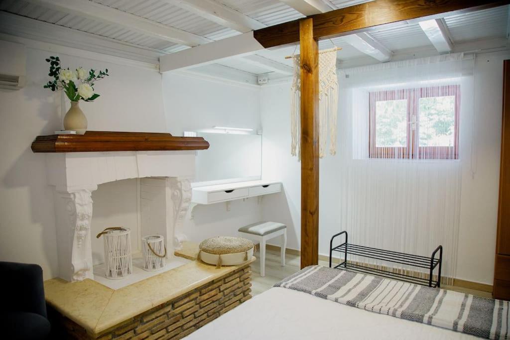 Yard- Family Retreat Apartment Corinth ภายนอก รูปภาพ